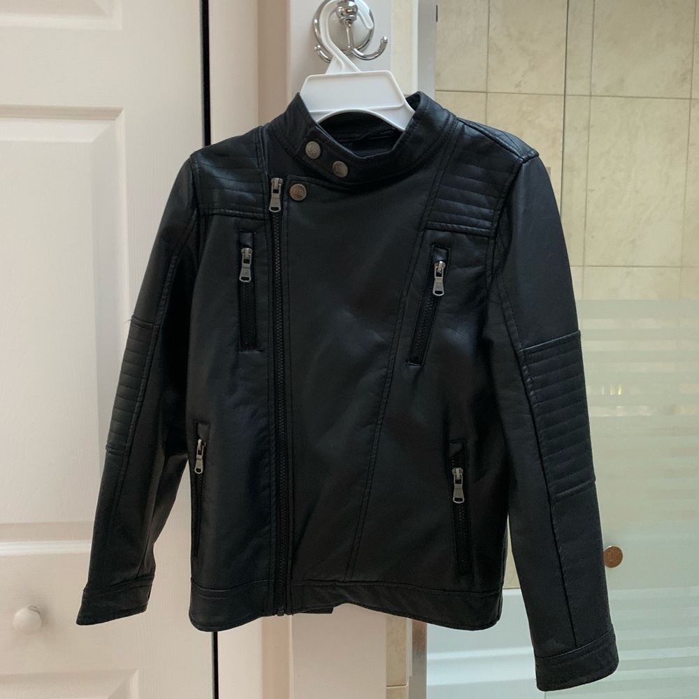 It's Fall Jacket Size M (10-12)